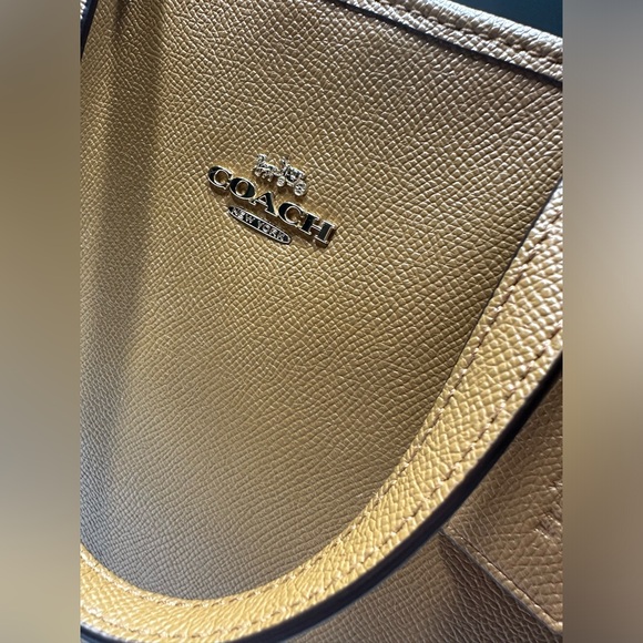 Coach bag - Picture 5 of 13